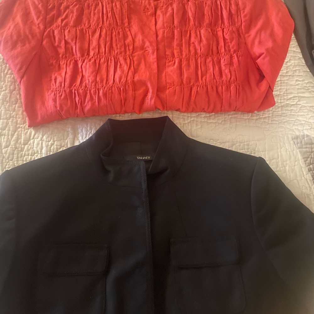 TAHARI
Blazer's 
Bundle